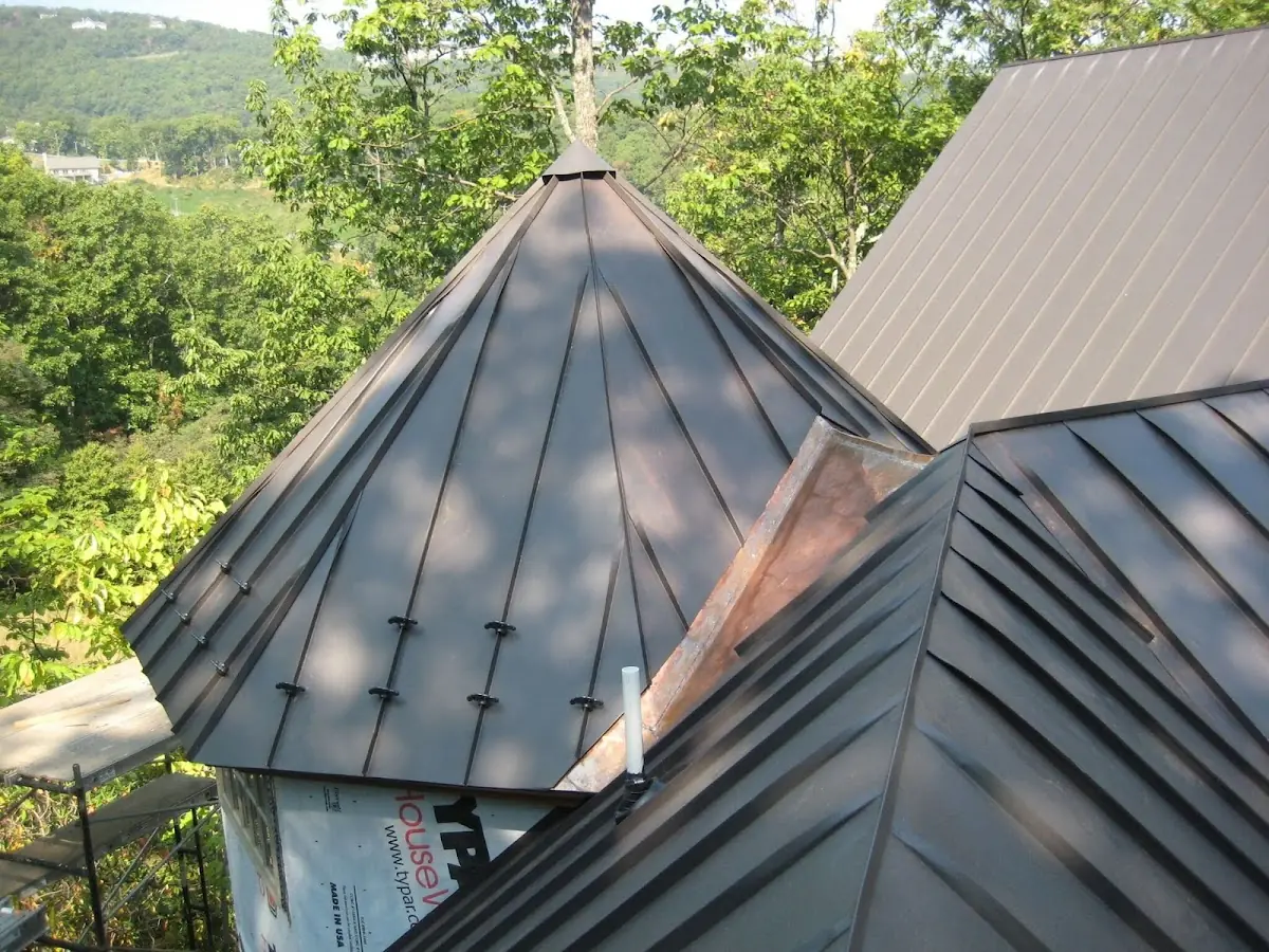 Professional Roof Tarp Installation by Craftsman Roofing in Johnson City